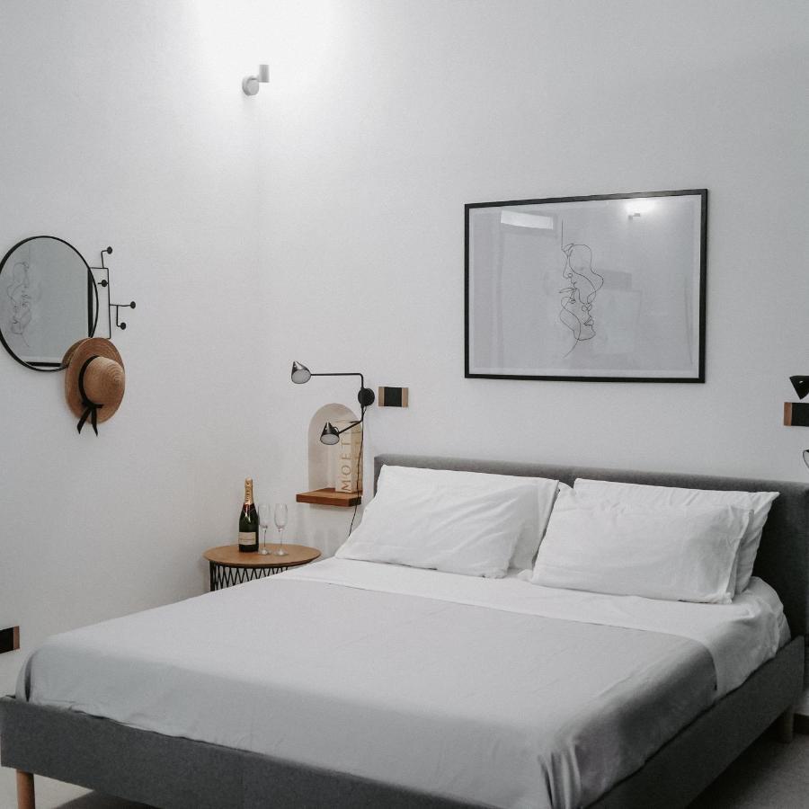 Dislocati Bnb - Jacuzzi Privata - Cucina - Tv60" - Minimal Luxury Marigliano Exterior foto
